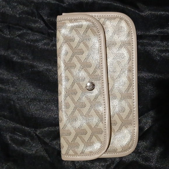 Goyard Accessories - Goyard wallet
